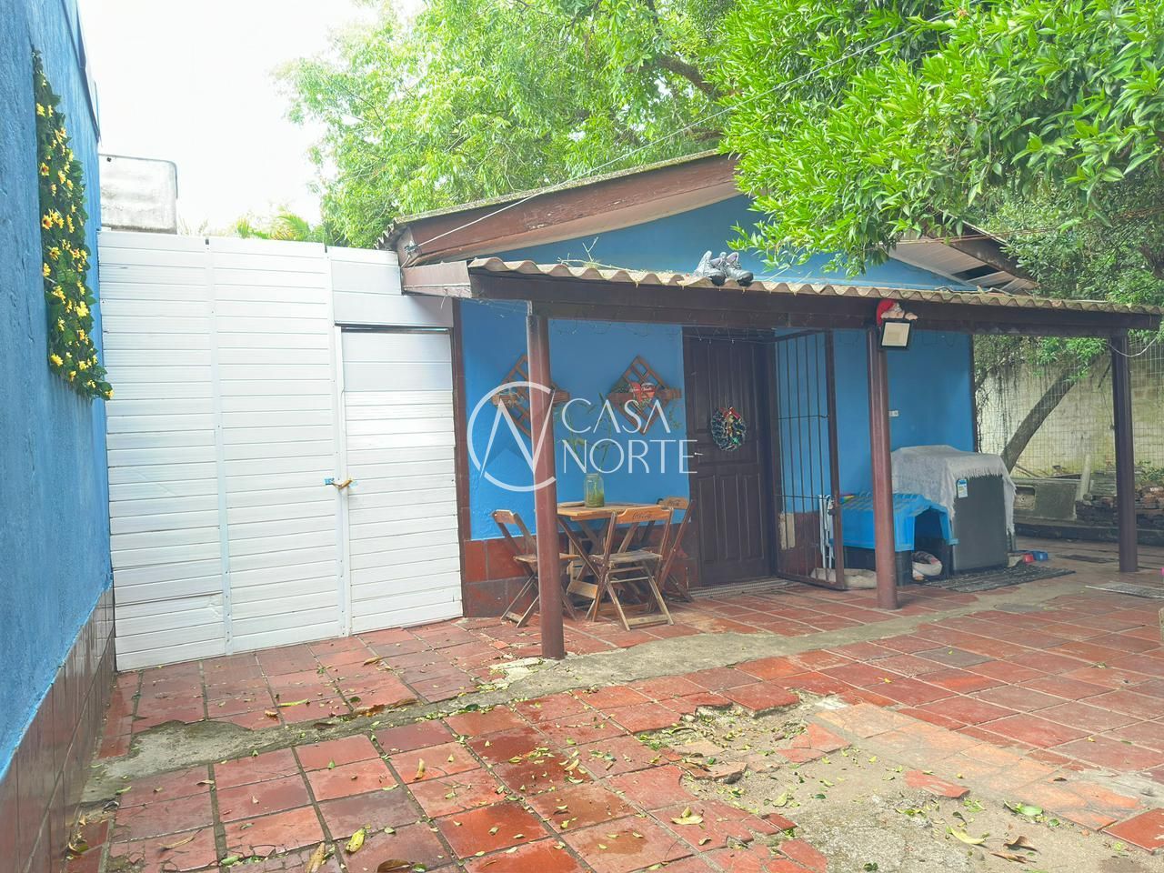 Casa à venda com 2 quartos, 76m², 3 vagas, Rua Jorge Mello Guimarães no bairro Belém Novo em Porto Alegre