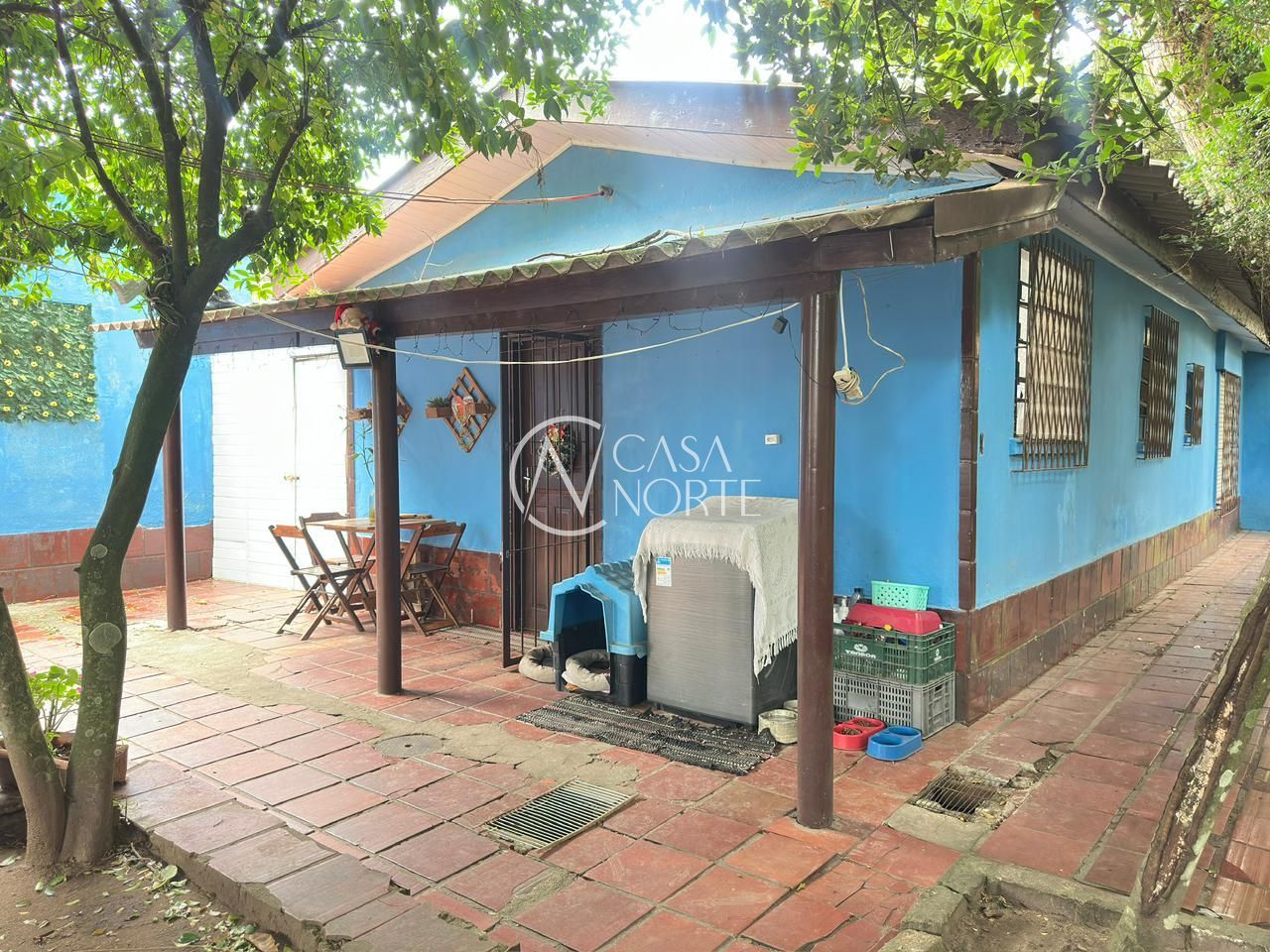 Casa à venda com 2 quartos, 76m², 3 vagas, Rua Jorge Mello Guimarães no bairro Belém Novo em Porto Alegre