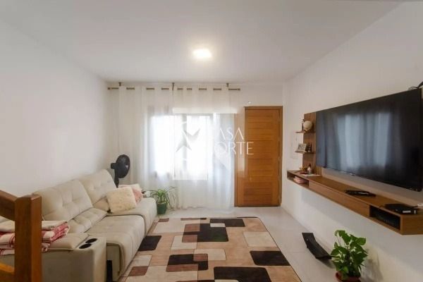 Casa de Condomínio à venda com 2 quartos, 124m², 1 suíte, 2 vagas, Rua Octávio de Souza no bairro Nonoai em Porto Alegre