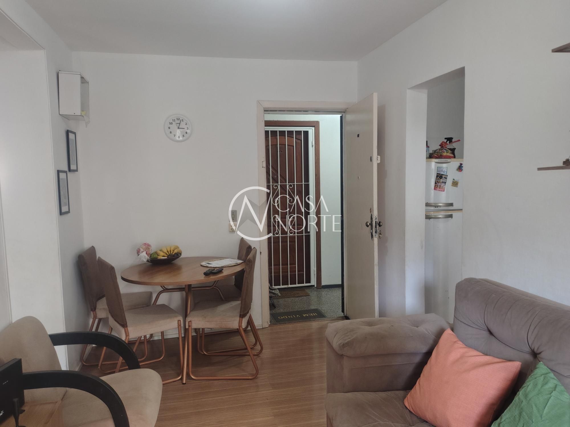 Apartamento à venda com 2 quartos, 52m², 1 vaga, Rua Carlos Pessoa de Brum no bairro Santo Antônio em Porto Alegre