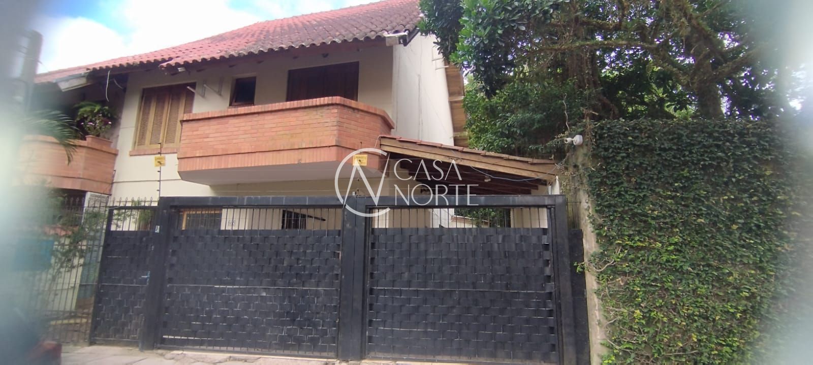 Casa à venda com 2 quartos, 155m², 1 vaga, Rua dos Guenoas no bairro Espírito Santo em Porto Alegre