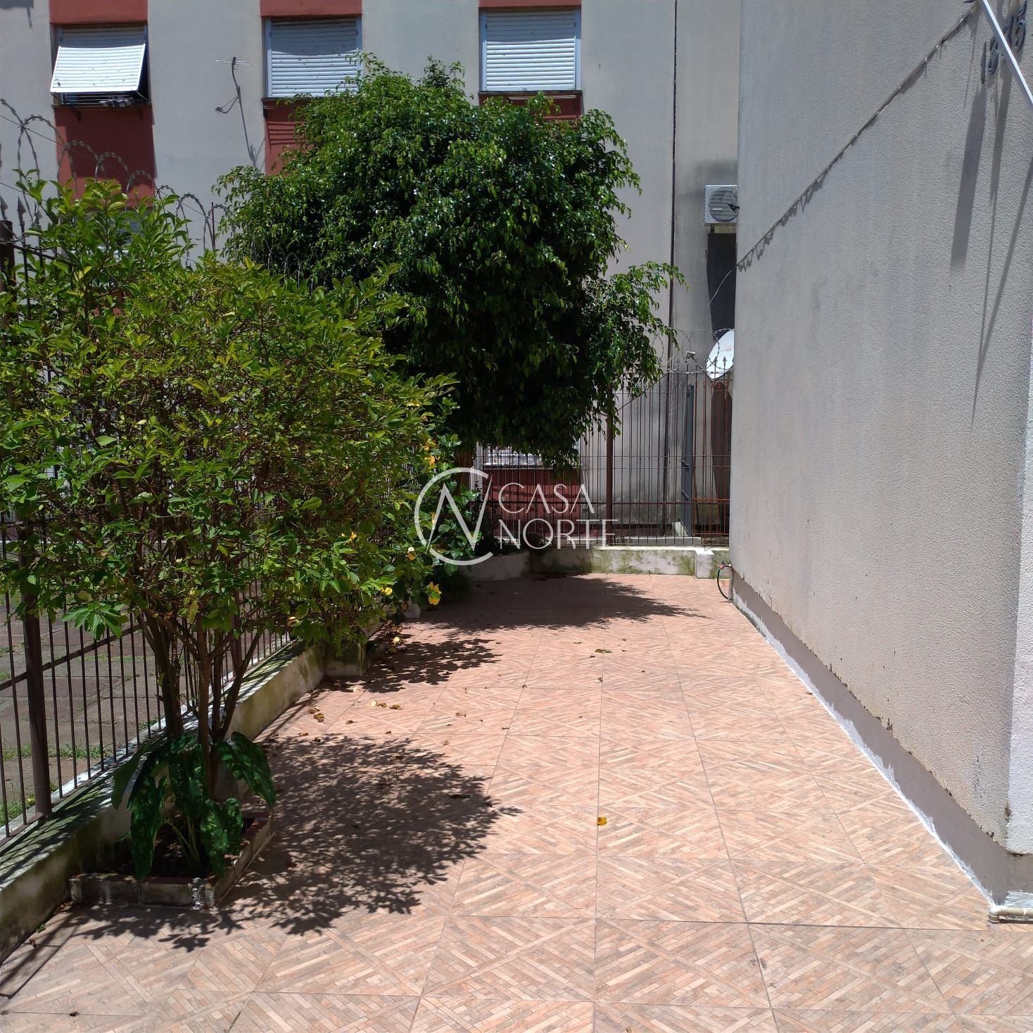 Apartamento à venda com 2 quartos, 45m², Rua dos Maias no bairro Rubem Berta em Porto Alegre