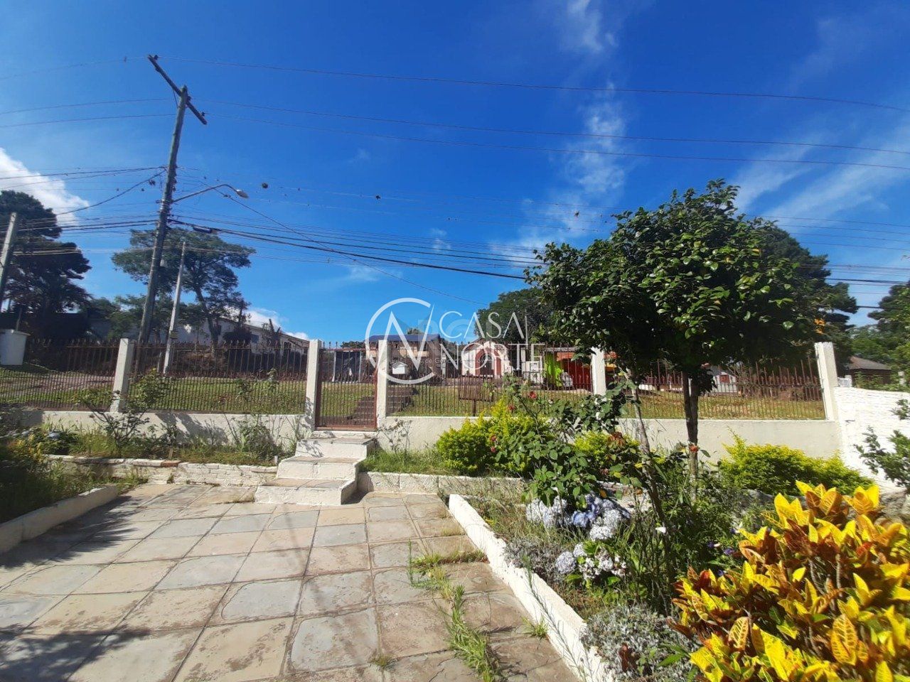 Casa à venda com 2 quartos, 495m², 1 suíte, 4 vagas, Estrada Afonso Lourenco Mariante no bairro Belém Velho em Porto Alegre