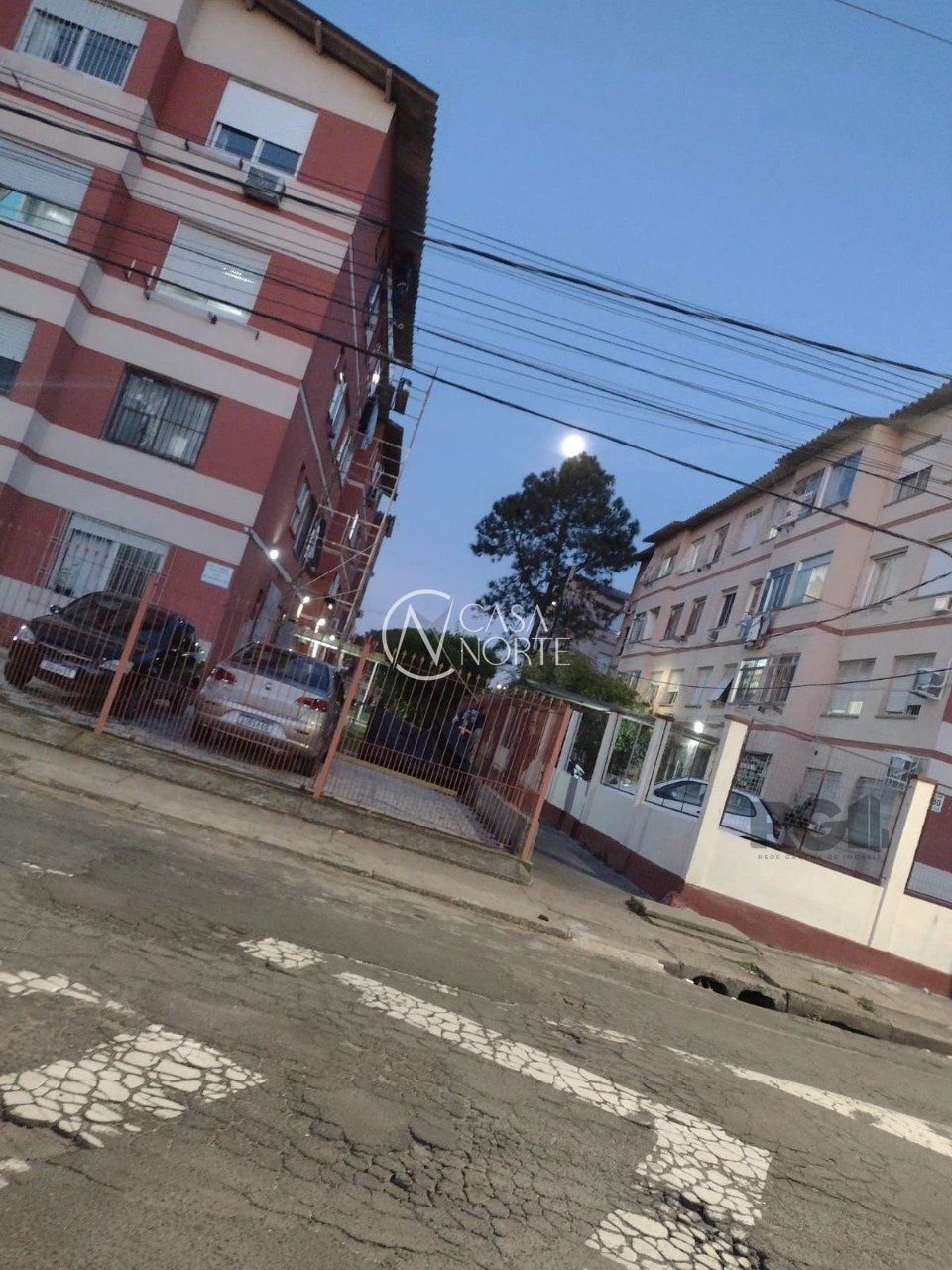 Apartamento à venda com 1 quarto, 42m², 1 vaga, Rua dos Maias no bairro Rubem Berta em Porto Alegre