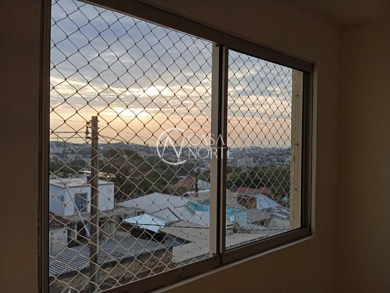 Apartamento à venda com 2 quartos, 38m², 1 vaga, Rua Intendente Alfredo Azevedo no bairro Glória em Porto Alegre