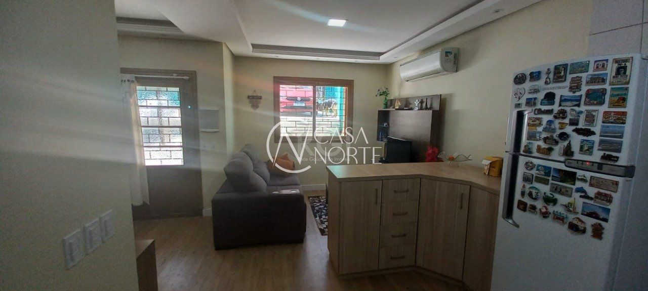 Casa à venda com 3 quartos, 110m², 1 suíte, 2 vagas, Estrada dos Batillanas no bairro Cascata em Porto Alegre