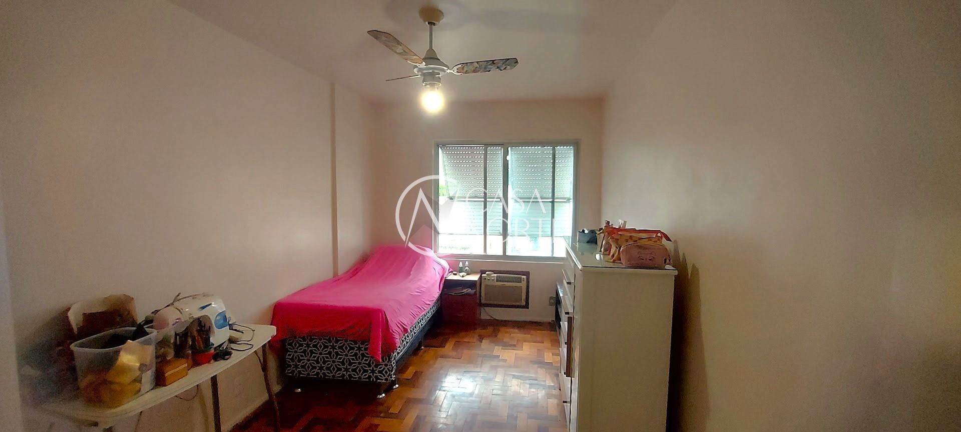 Apartamento à venda com 2 quartos, 49m², 1 vaga, Rua General Lima e Silva no bairro Cidade Baixa em Porto Alegre