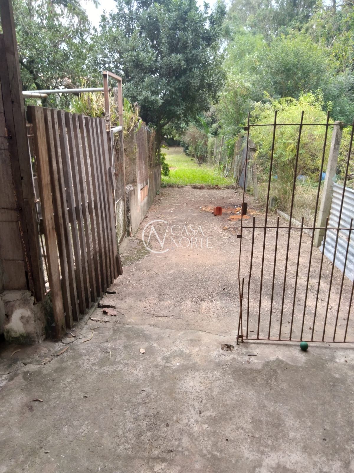 Casa Comercial à venda , 55m², 3 vagas, Avenida Protásio Alves no bairro Morro Santana em Porto Alegre