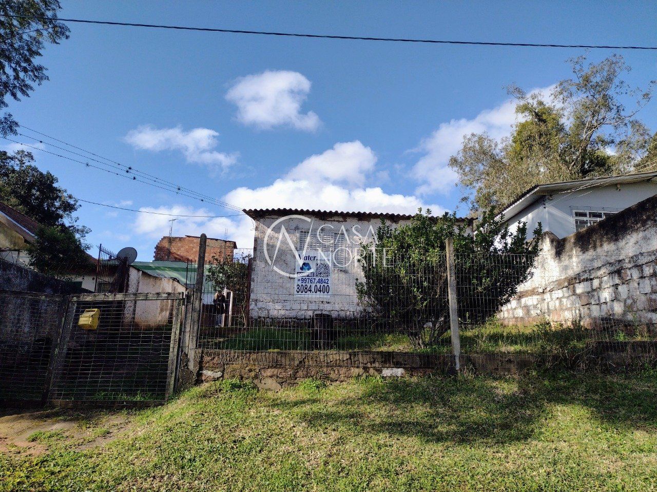 Terreno à venda  com 312m², Rua Professor Joaquim Louzada no bairro Camaquã em Porto Alegre