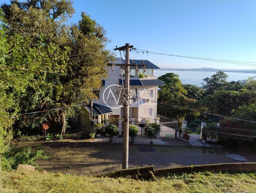 Terreno à venda  com 266m², Rua Professor Padre Gomes no bairro Sétimo Céu em Porto Alegre