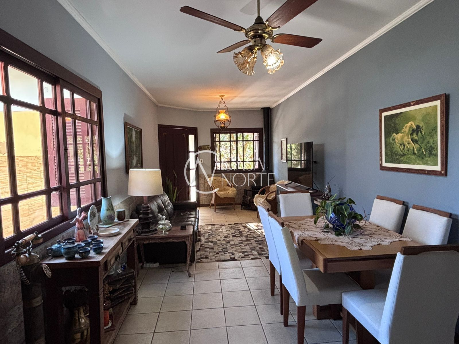 Casa à venda com 3 quartos, 127m², 1 suíte, 3 vagas, Rua Otelo Rosa no bairro Ipanema em Porto Alegre