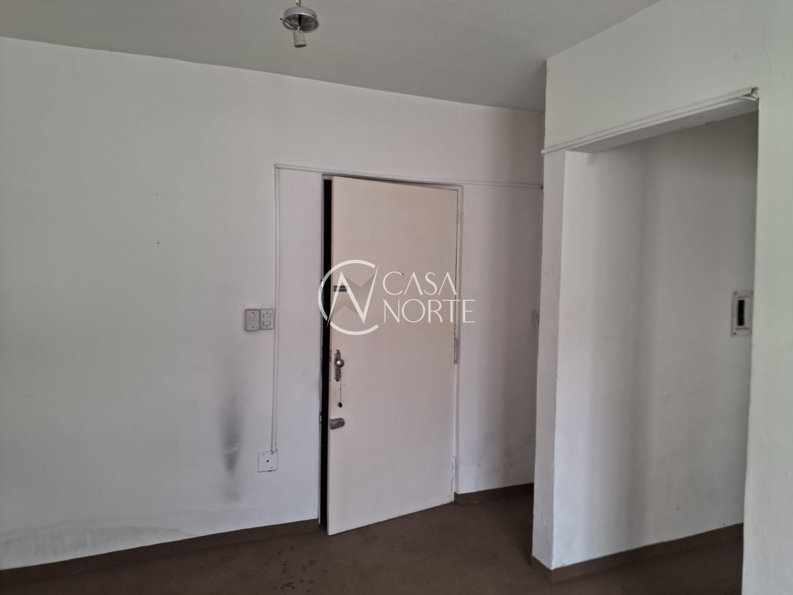 Apartamento à venda com 2 quartos, 60m², 1 vaga, Avenida Quaraí no bairro Nonoai em Porto Alegre