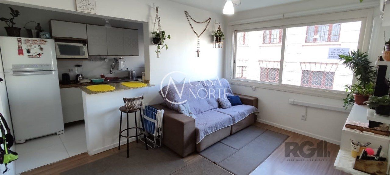 Apartamento à venda com 1 quarto, 45m², Rua Duque de Caxias no bairro Centro Histórico em Porto Alegre