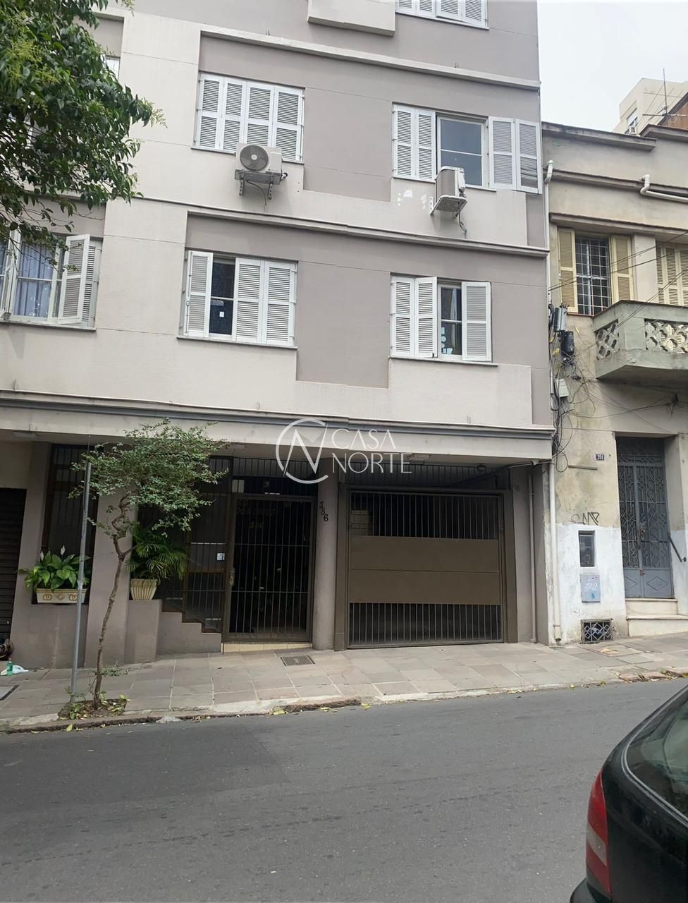 Apartamento à venda com 2 quartos, 62m², Rua General Bento Martins no bairro Centro Histórico em Porto Alegre