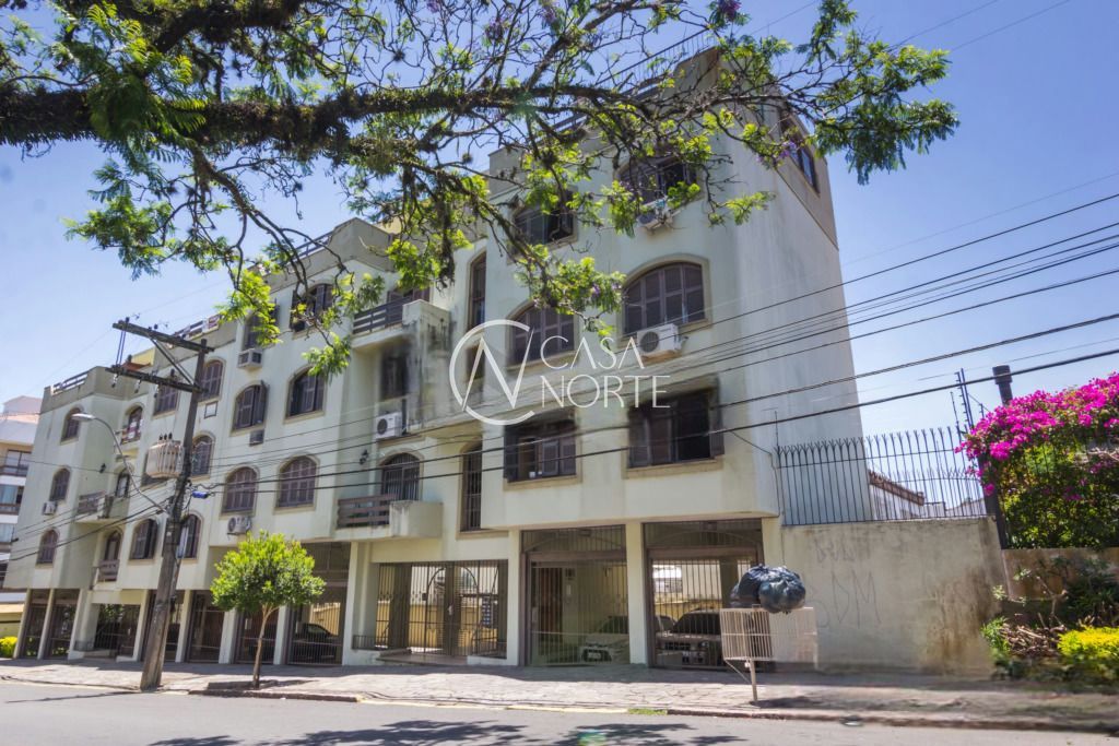 Cobertura à venda com 3 quartos, 152m², 1 suíte, 1 vaga, Rua Inhanduí no bairro Cristal em Porto Alegre