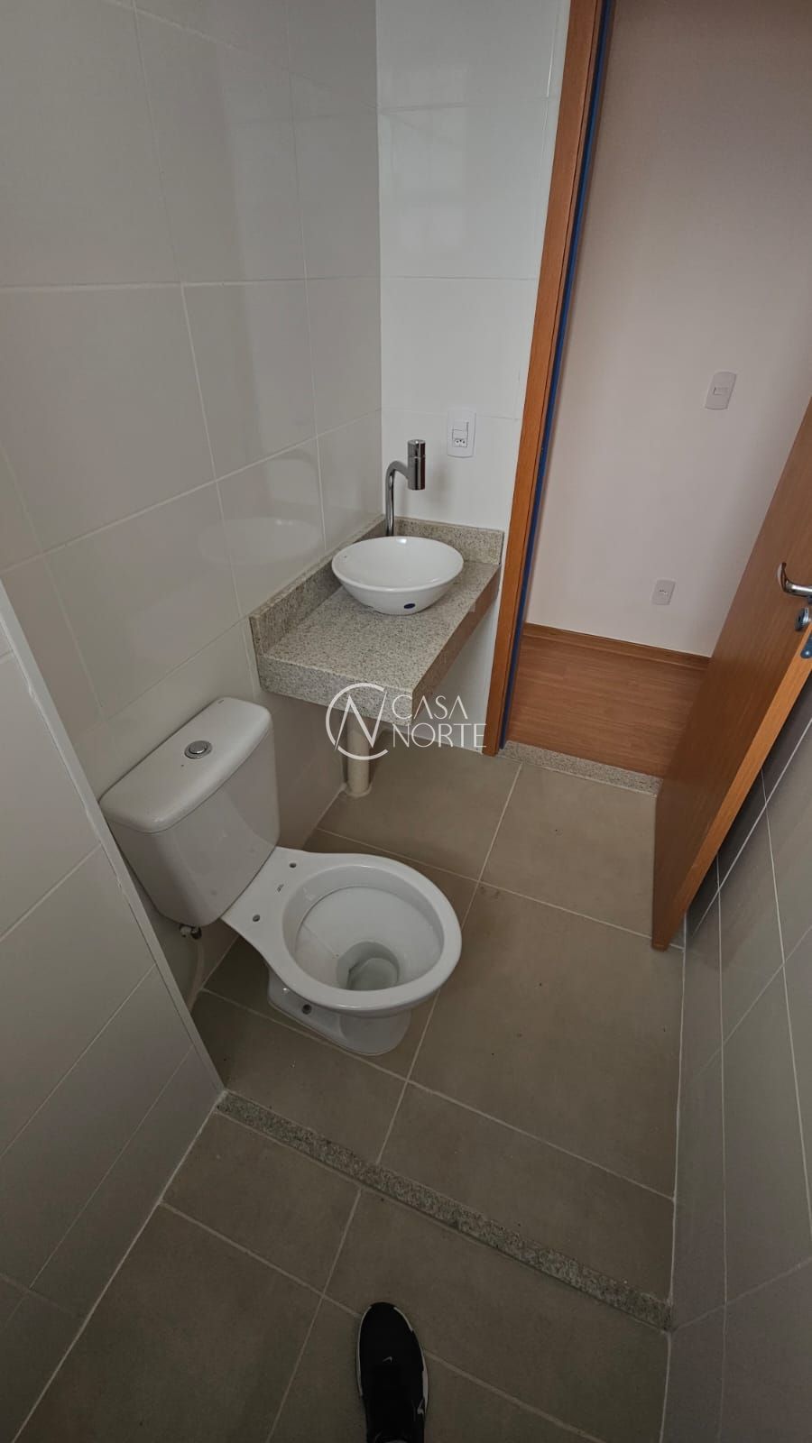 Apartamento à venda com 2 quartos, 56m², 1 suíte, 1 vaga, Sílvio Silveira Soares no bairro Cavalhada em Porto Alegre