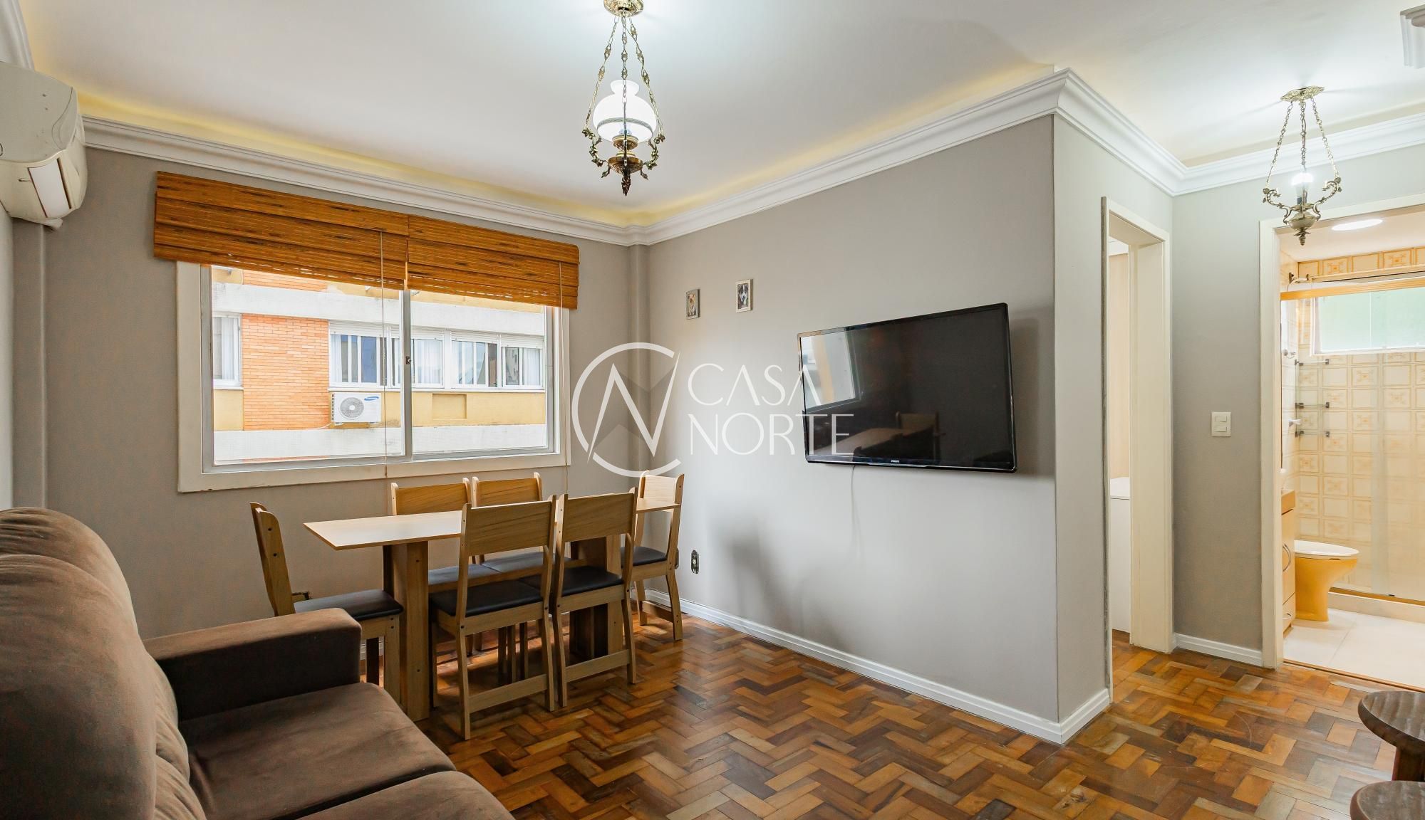 Apartamento à venda com 2 quartos, 55m², Avenida Independência no bairro Independência em Porto Alegre