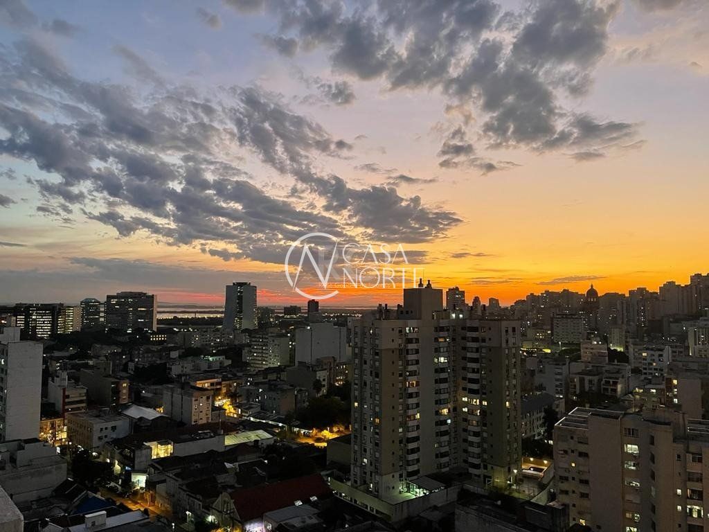 Apartamento à venda com 2 quartos, 64m², 1 suíte, 1 vaga, Rua General Lima e Silva no bairro Centro Histórico em Porto Alegre