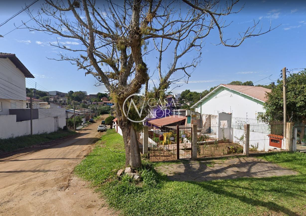 Terreno à venda  com 130m², Rua Enio de Souza no bairro Vila Nova em Porto Alegre