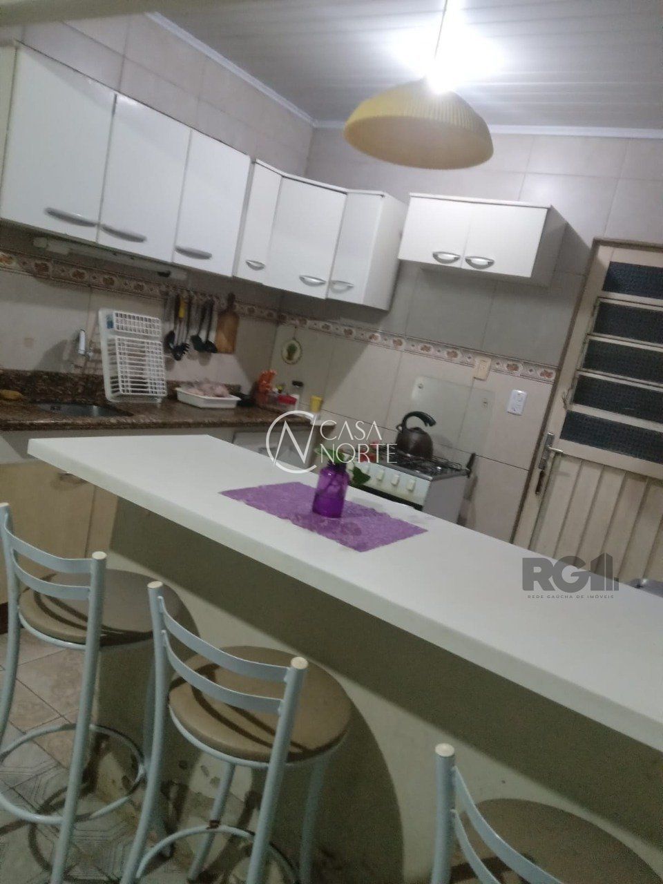 Casa à venda com 2 quartos, 80m², 2 vagas, Rua Engenheiro Oscar de Oliveira Ramos no bairro Restinga em Porto Alegre