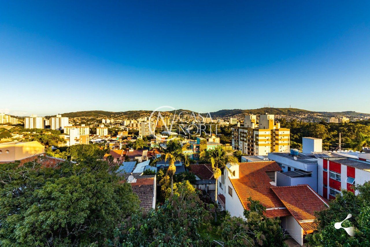 Cobertura à venda com 3 quartos, 119m², 1 vaga, Rua Professor Cristiano Fischer no bairro Petrópolis em Porto Alegre