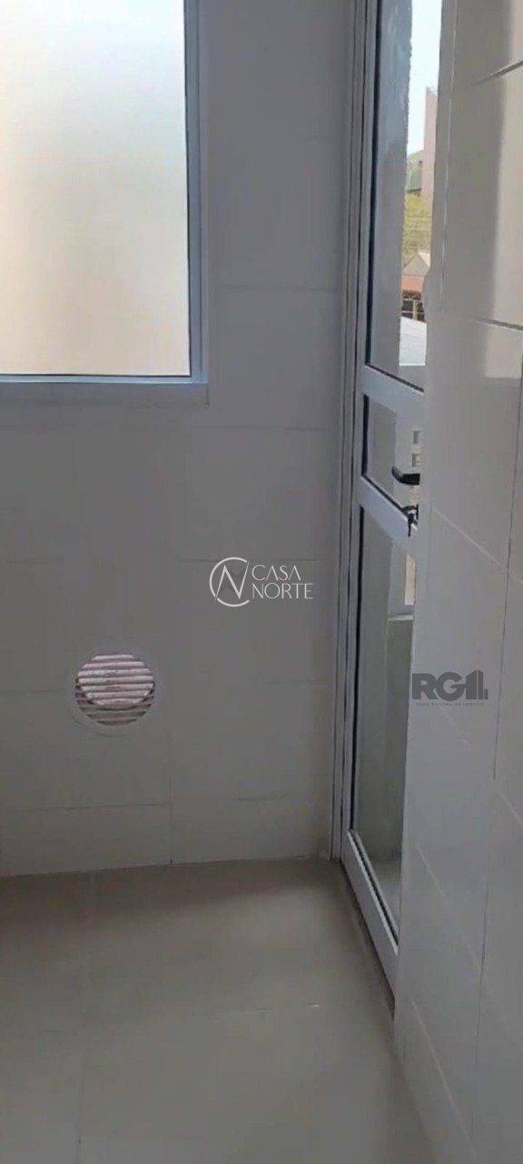 Apartamento à venda com 2 quartos, 56m², 1 suíte, 1 vaga, Sílvio Silveira Soares no bairro Camaquã em Porto Alegre