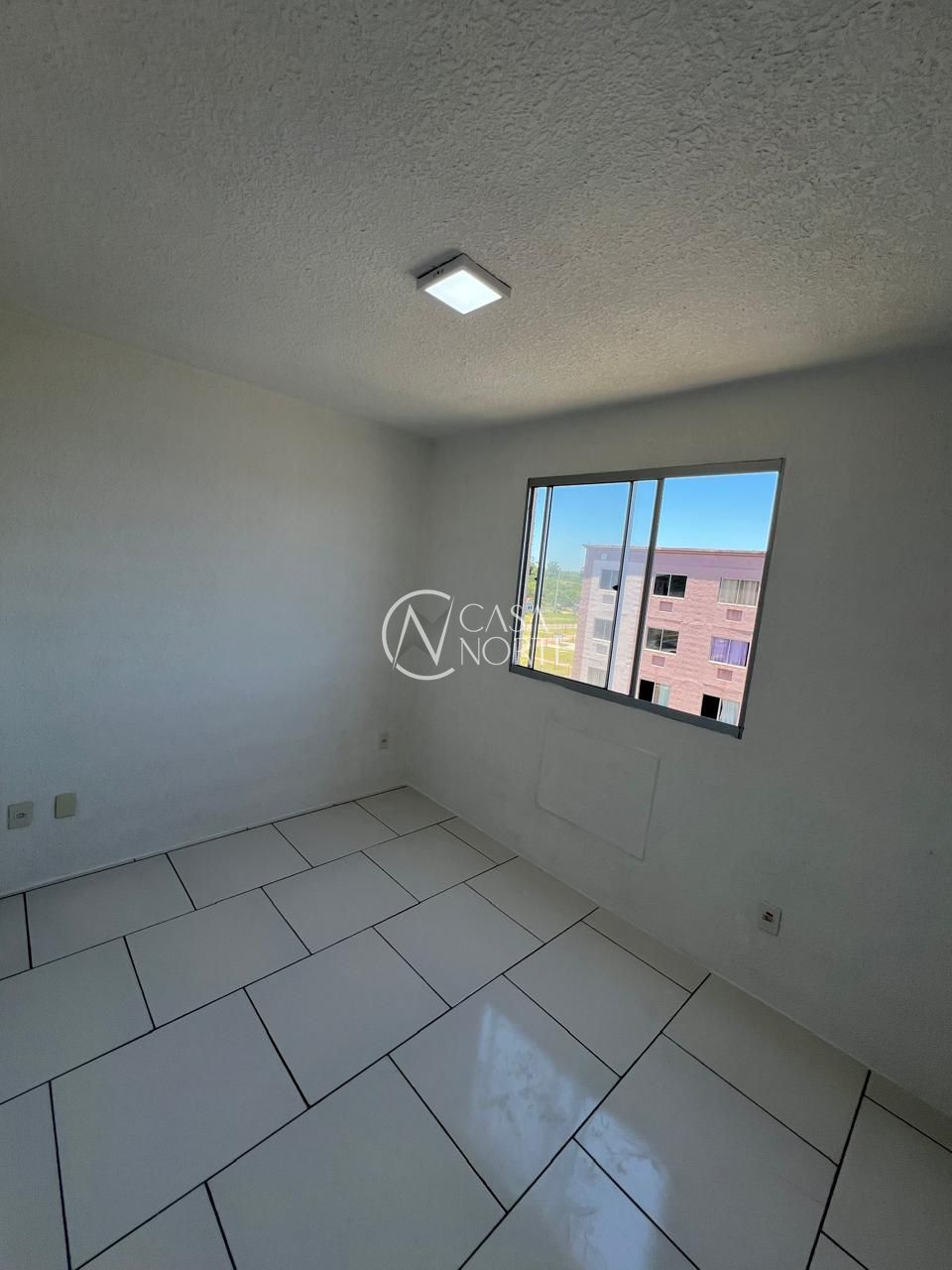 Apartamento à venda com 2 quartos, 40m², 1 vaga, Rua José Iuchno no bairro Hípica em Porto Alegre