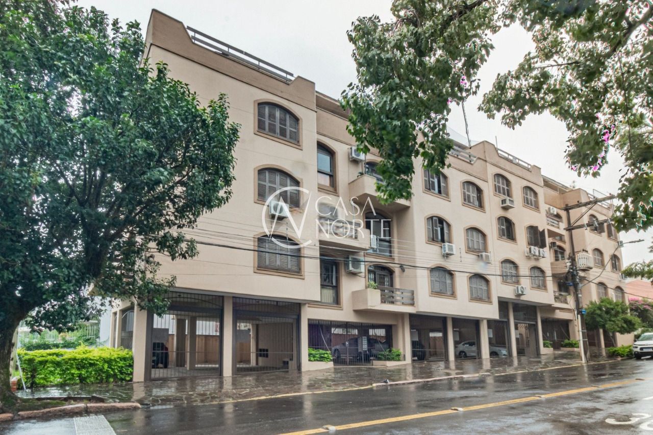 Cobertura à venda com 3 quartos, 152m², 1 suíte, 1 vaga, Rua Inhanduí no bairro Cristal em Porto Alegre