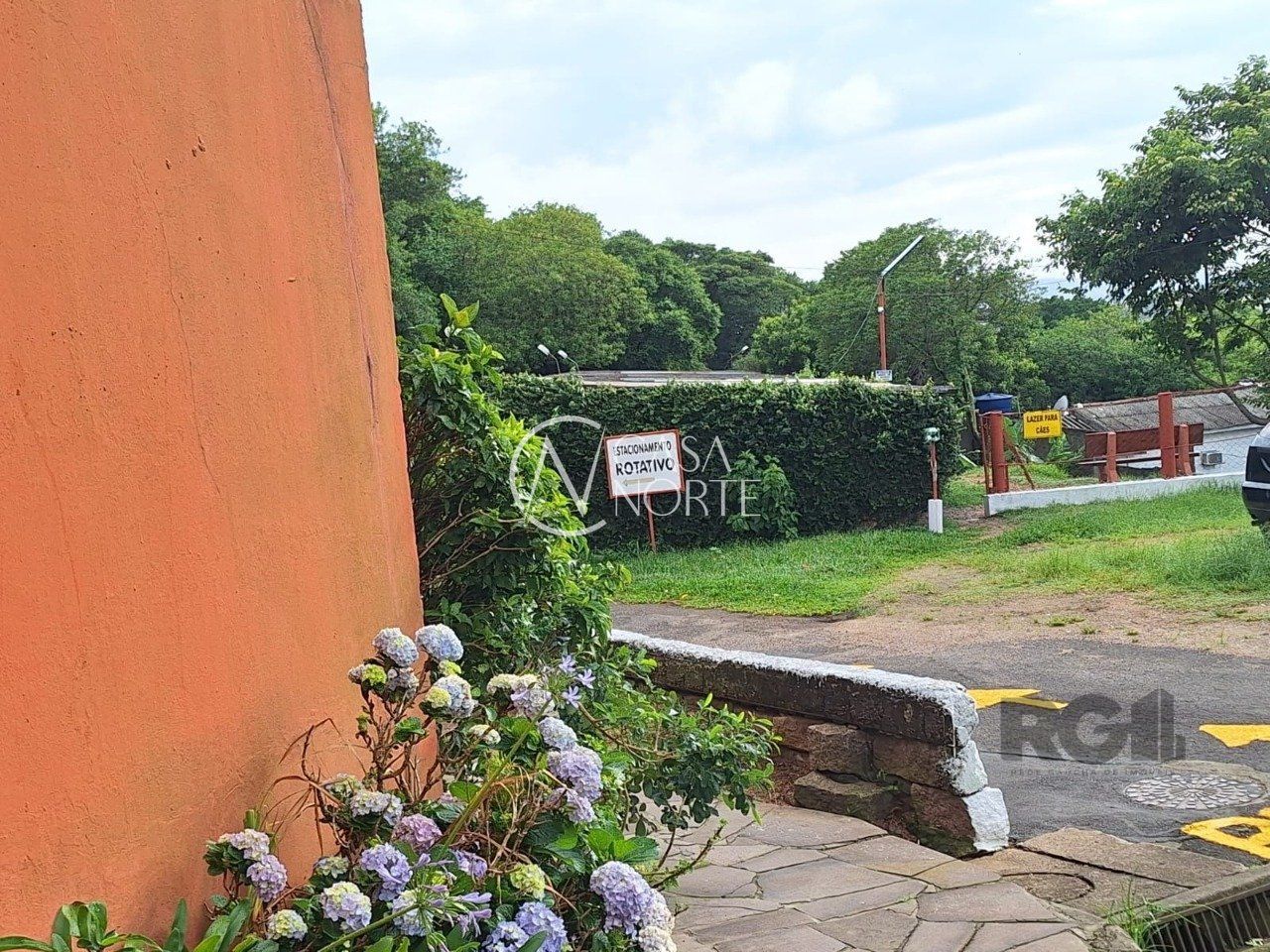 Apartamento à venda com 1 quarto, 44m², 1 vaga, Rua Orfanotrófio no bairro Santa Tereza em Porto Alegre