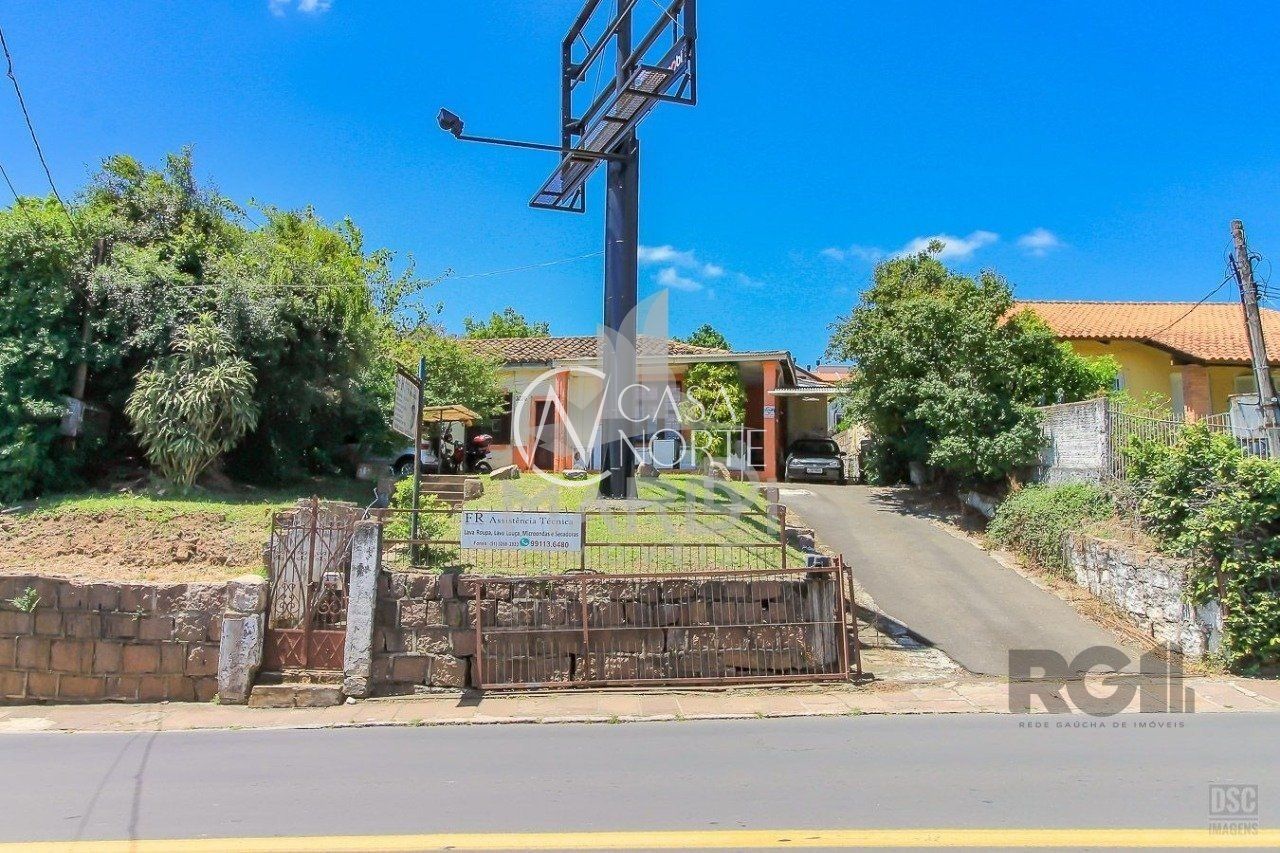 Terreno à venda  com 1045m², Avenida Wenceslau Escobar no bairro Tristeza em Porto Alegre