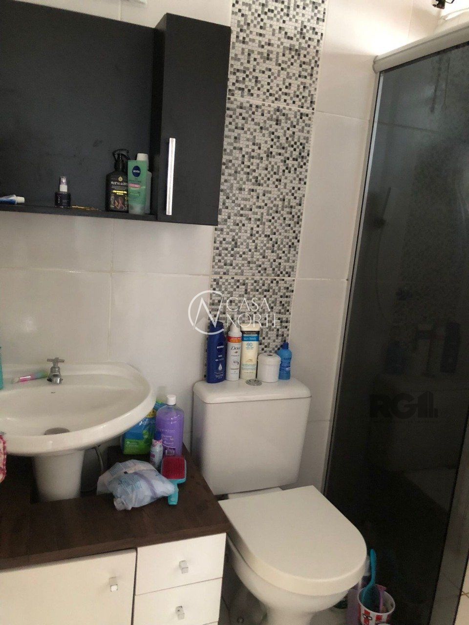 Casa de Condomínio à venda com 2 quartos, 77m², 1 vaga, Beco do Carvalho no bairro Jardim Carvalho em Porto Alegre