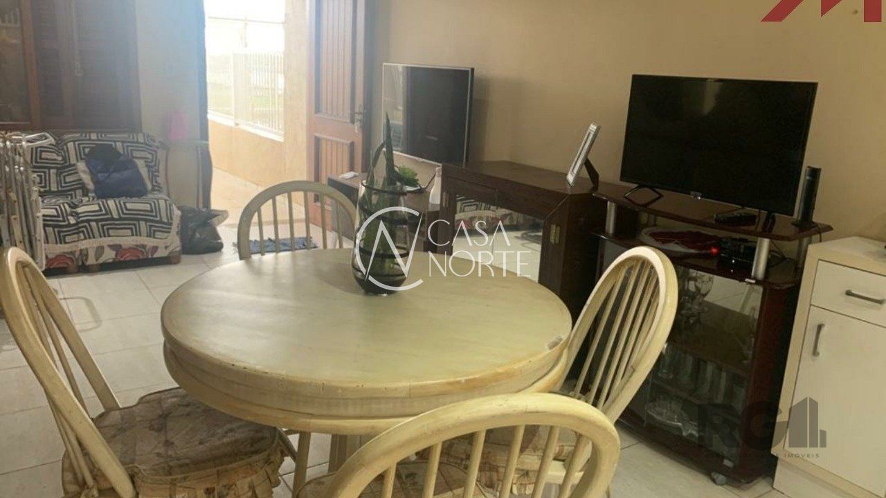 Casa de Condomínio à venda com 2 quartos, 83m², 2 suítes, 1 vaga, Avenida Alberto Bins no bairro Floresta em Porto Alegre