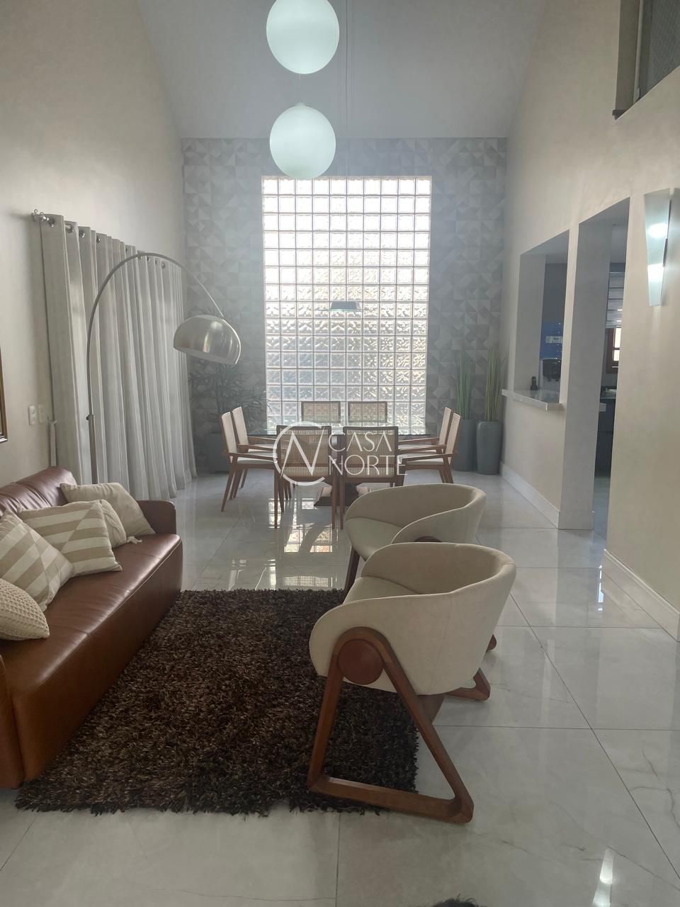 Casa de Condomínio à venda com 3 quartos, 304m², 1 suíte, 6 vagas, Avenida Ecoville no bairro Sarandi em Porto Alegre