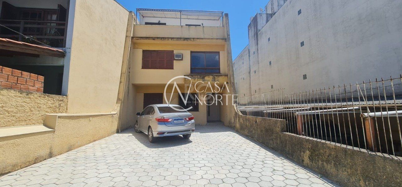 Apartamento à venda com 2 quartos, 93m², 1 suíte, 1 vaga, Rua Teixeira de Freitas no bairro Santo Antônio em Porto Alegre