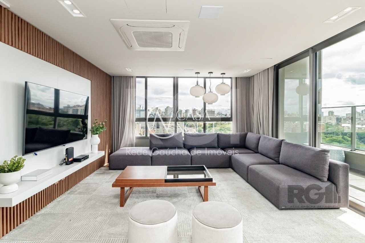 Apartamento à venda com 1 quarto, 26m², 1 vaga, Avenida João Pessoa no bairro Centro Histórico em Porto Alegre