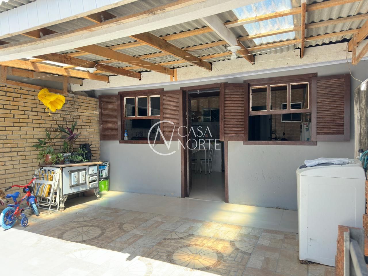 Casa à venda com 3 quartos, 44m², 3 vagas, Rua Oscar Antunes de Oliveira no bairro Hípica em Porto Alegre