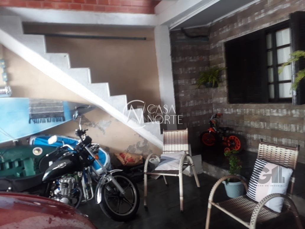 Casa à venda com 3 quartos, 90m², 1 suíte, 2 vagas, Rua Germano Bonow Filho no bairro Hípica em Porto Alegre