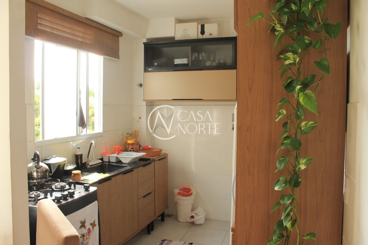 Apartamento à venda com 2 quartos, 42m², 1 vaga, Rua Sete Mil e Oito no bairro Restinga em Porto Alegre