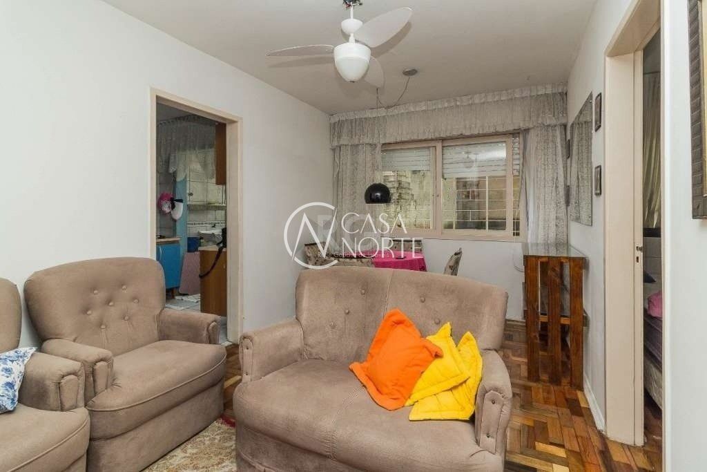 Apartamento à venda com 1 quarto, 40m², 1 vaga, Rua Carlos Estevao no bairro Jardim Leopoldina em Porto Alegre