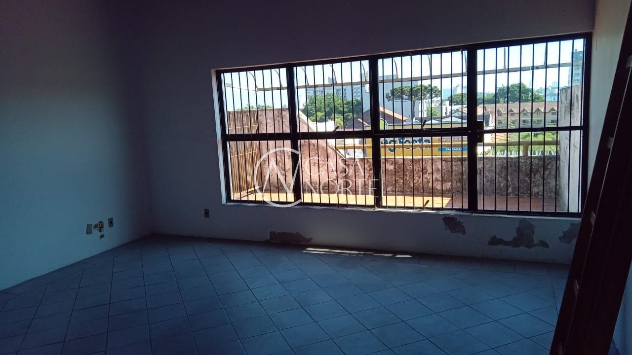 Sala Comercial à venda com 1 quarto, 30m², Avenida Otto Niemeyer no bairro Cavalhada em Porto Alegre