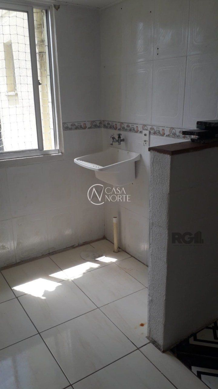 Apartamento à venda com 2 quartos, 38m², 1 vaga, Beco Pedro Rodrigues Bittencourt no bairro Vila Nova em Porto Alegre