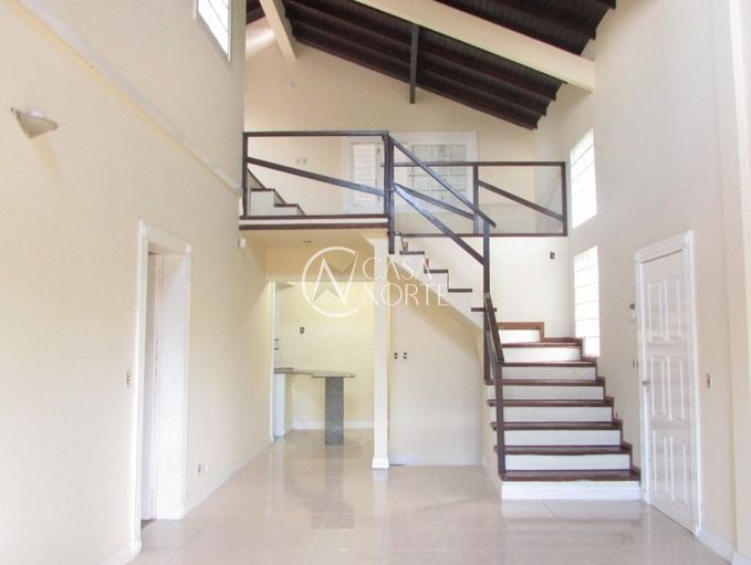 Casa à venda com 2 quartos, 170m², 1 suíte, 3 vagas, Avenida Beira Rio no bairro Belém Novo em Porto Alegre