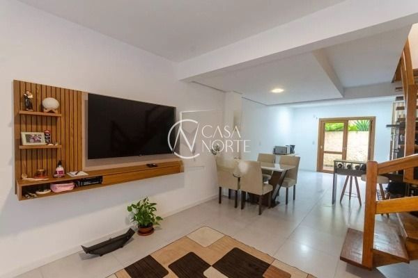 Casa de Condomínio à venda com 2 quartos, 124m², 1 suíte, 2 vagas, Rua Octávio de Souza no bairro Nonoai em Porto Alegre