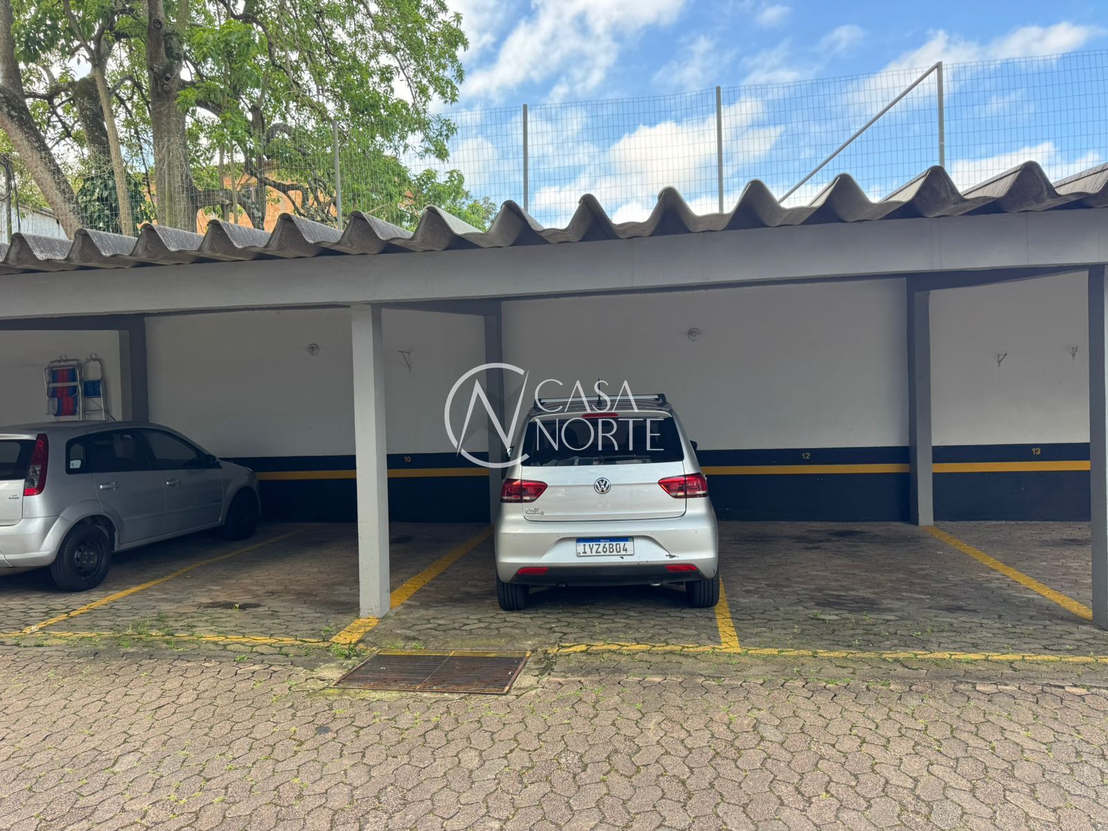 Apartamento à venda com 2 quartos, 71m², 1 vaga, Rua Octávio de Souza no bairro Nonoai em Porto Alegre