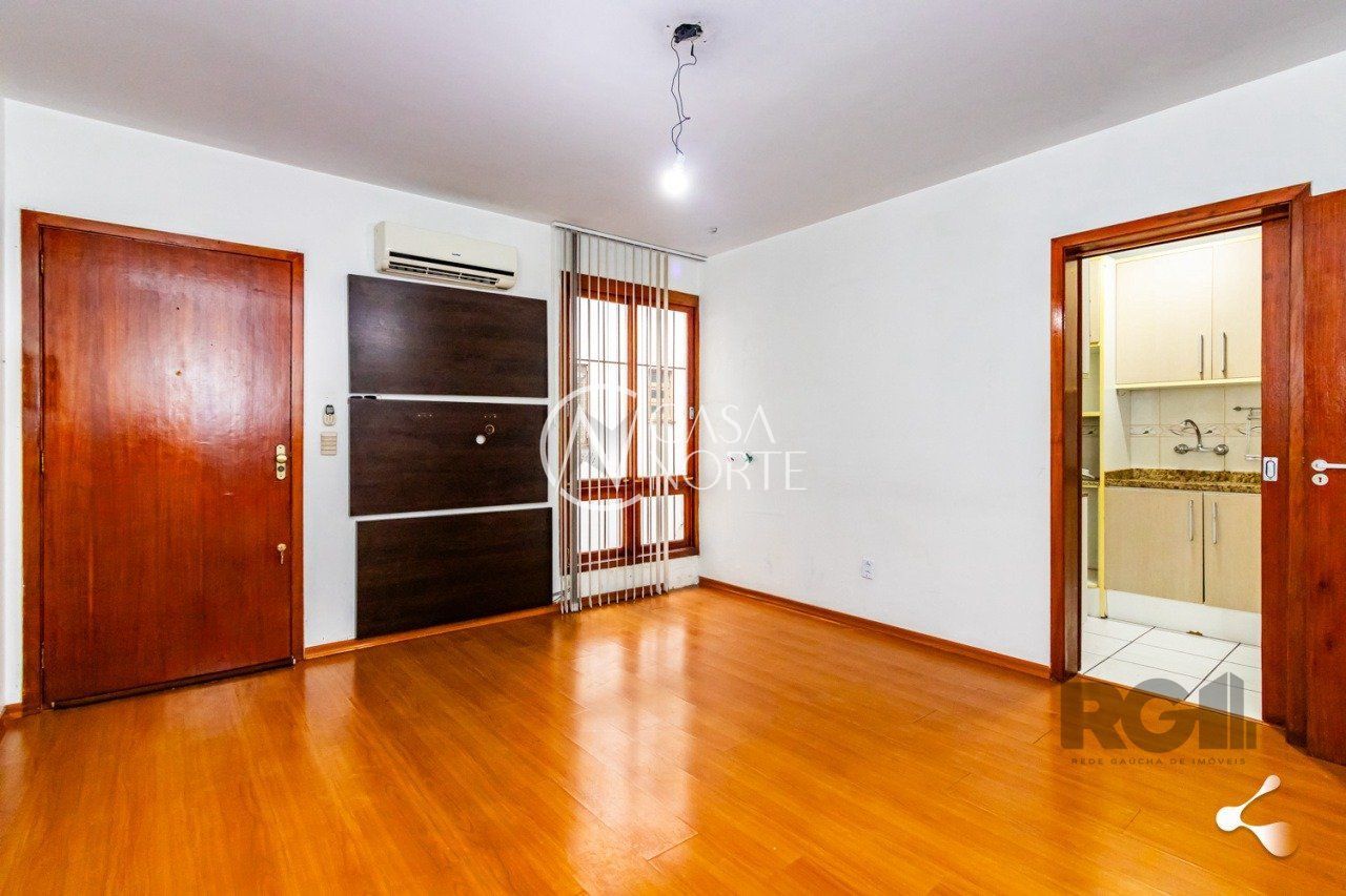 Apartamento à venda com 2 quartos, 66m², 1 vaga, Rua Miguel Tostes no bairro Rio Branco em Porto Alegre