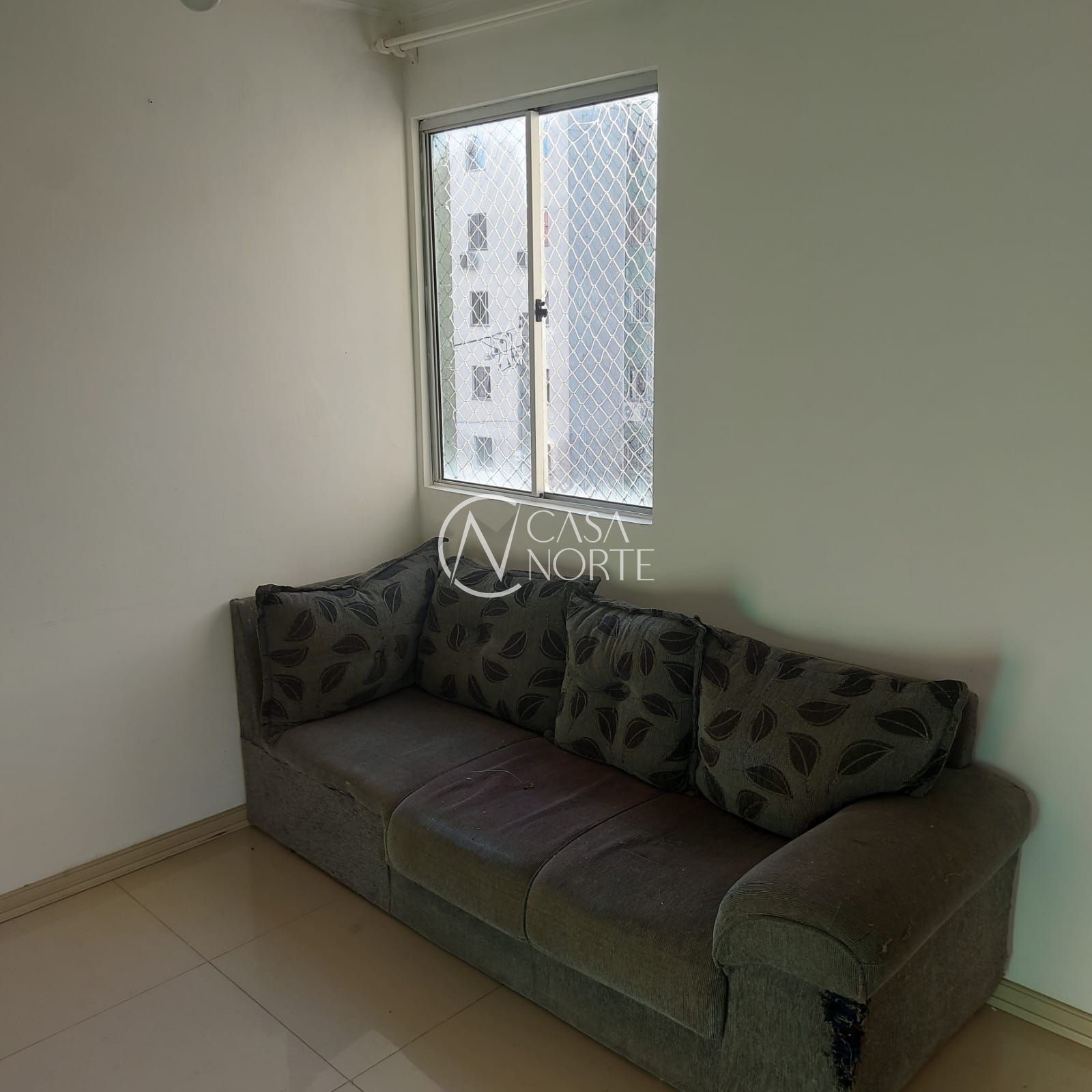 Apartamento à venda com 2 quartos, 38m², 1 vaga, Rua Capitão Pedroso no bairro Restinga em Porto Alegre