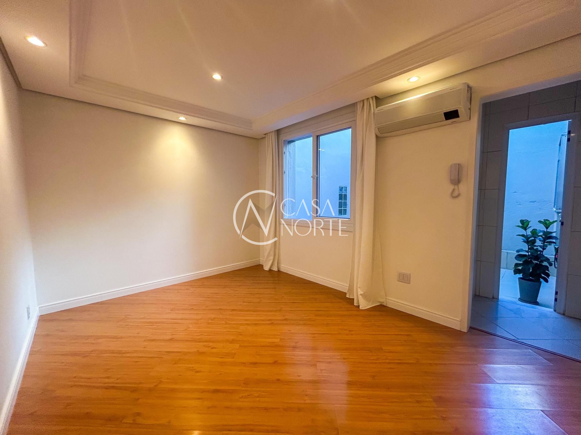 Apartamento Garden à venda com 2 quartos, 53m², 1 suíte, 1 vaga, Rua Eudoro Berlink no bairro Mont Serrat em Porto Alegre