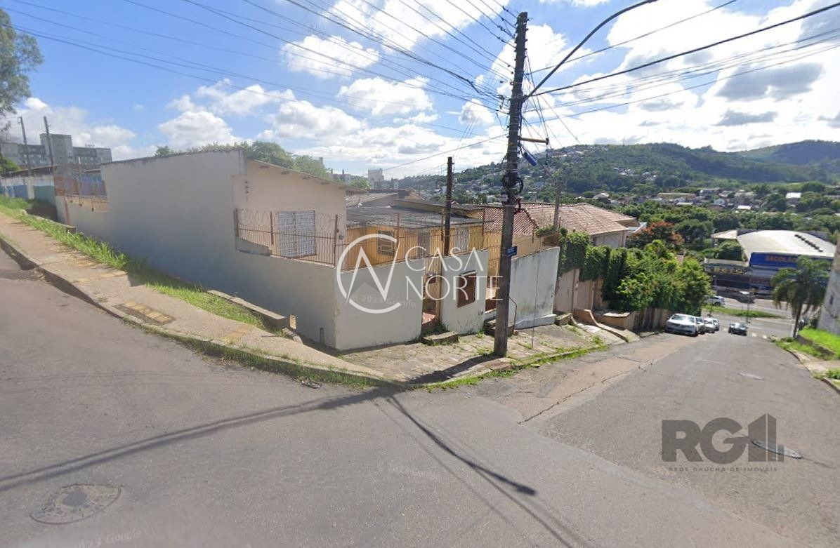 Terreno à venda  com 537m², Rua Doutor Mário Totta no bairro Tristeza em Porto Alegre