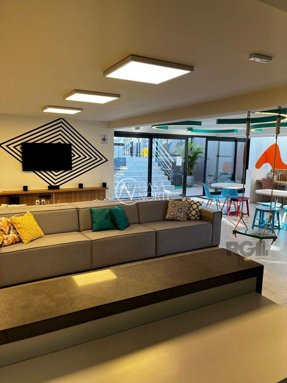 Apartamento à venda com 1 quarto, 35m², 1 suíte, 1 vaga, Avenida Benjamin Constant, no bairro São Geraldo em Porto Alegre