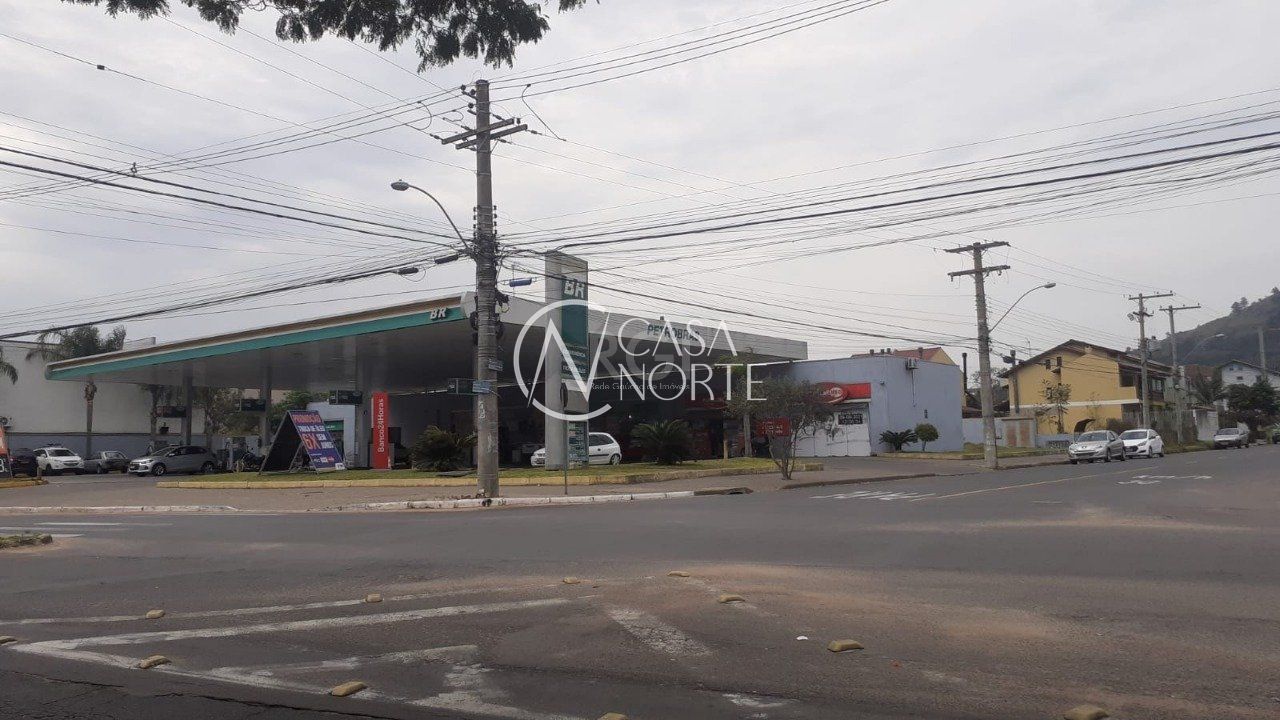 Terreno à venda  com 180m², Rua Irmão Jaime Biazus no bairro Guarujá em Porto Alegre